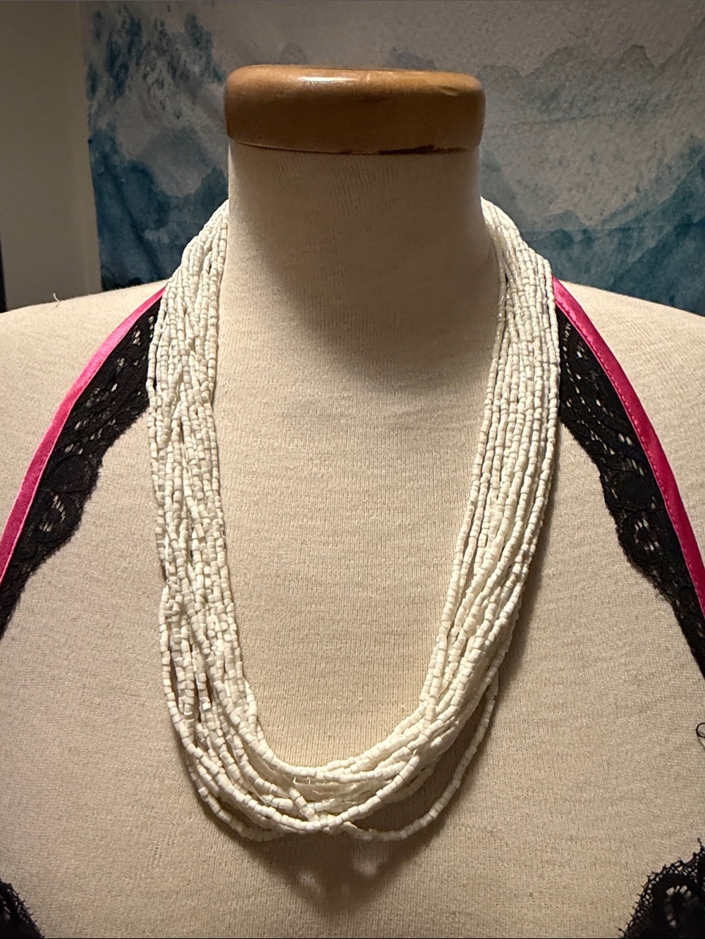 Source Unknown White Multi-Strand Beaded Necklace with Subtle Texture